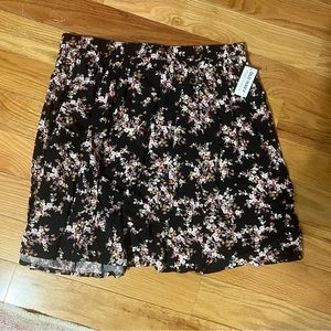Old navy floral skirt